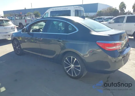 2017 Buick Verano Sport Touring z USA, uszkodzony, nr VIN 1G4PR5SK4H4112820